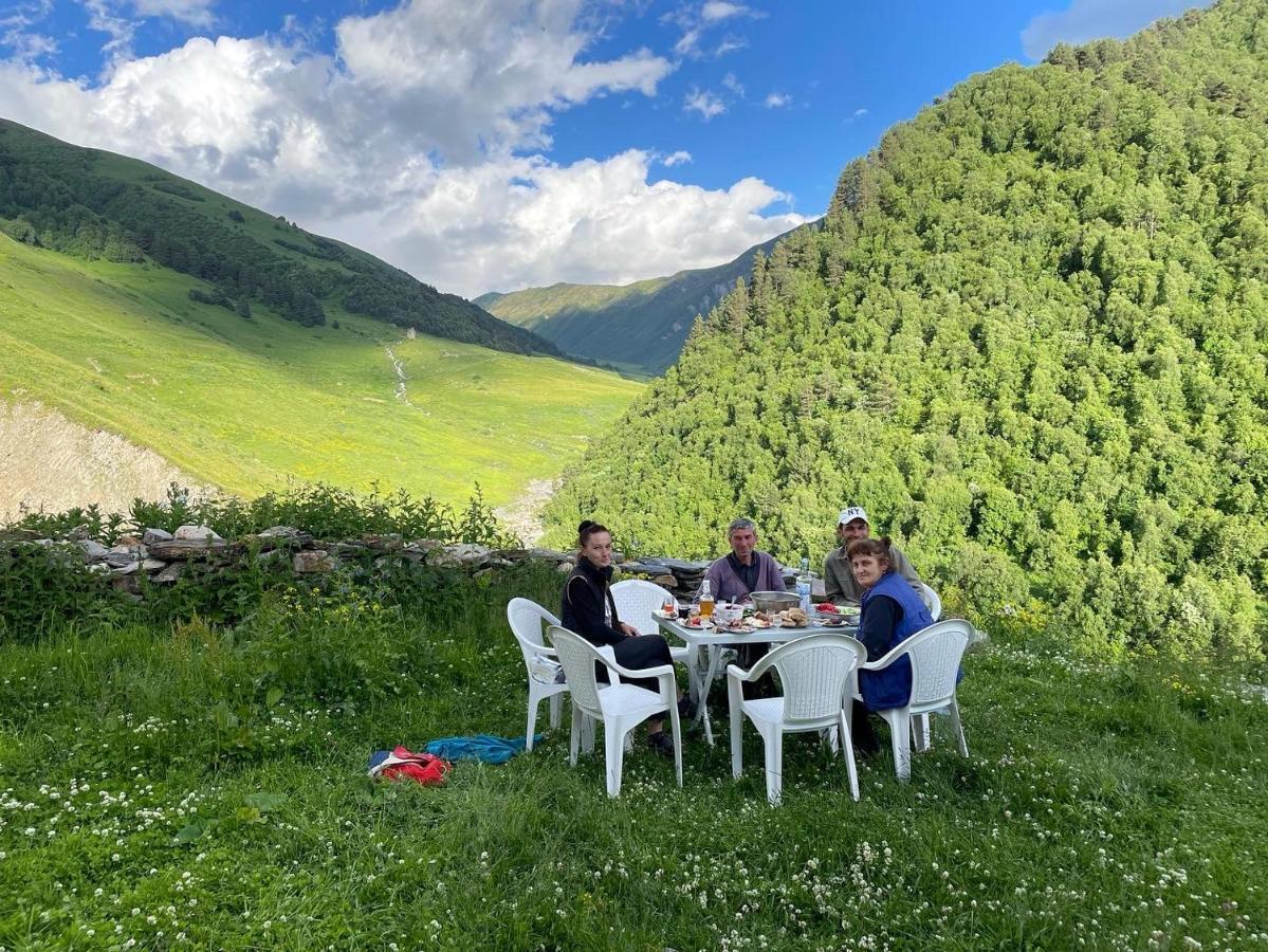 Gunter Guest House Адиши Экстерьер фото