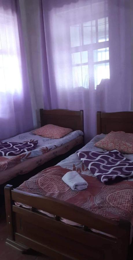Gunter Guest House Адиши Экстерьер фото
